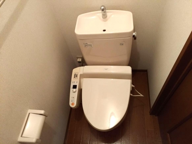 トイレ　トイレ