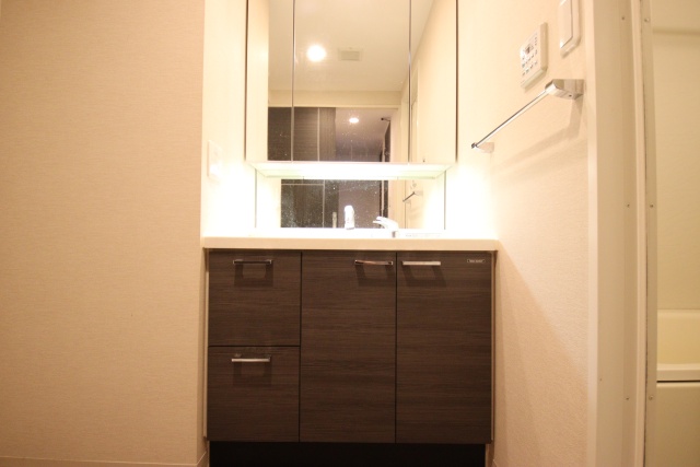 洗面設備　※別室の参考写真の為、現況優先です。