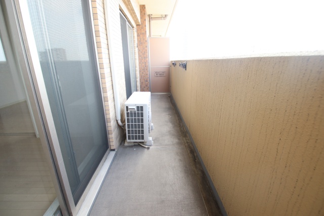 バルコニー　※別室の参考写真の為、現況優先です。