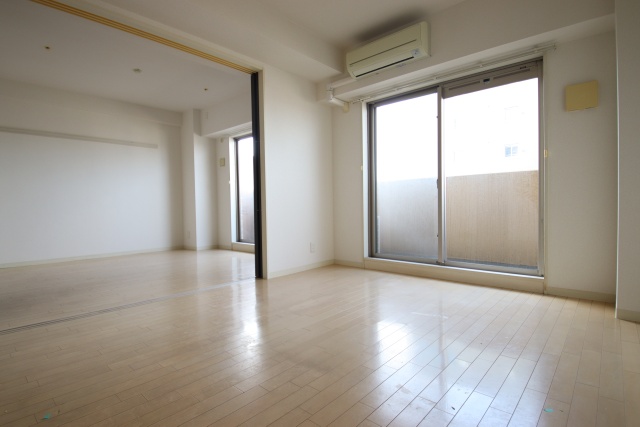 居室・リビング　※別室の参考写真の為、現況優先です。