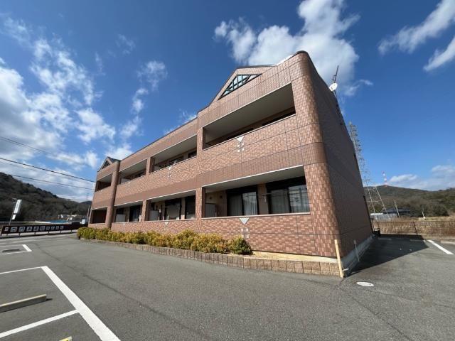 その他共有部分　外観写真（昼）