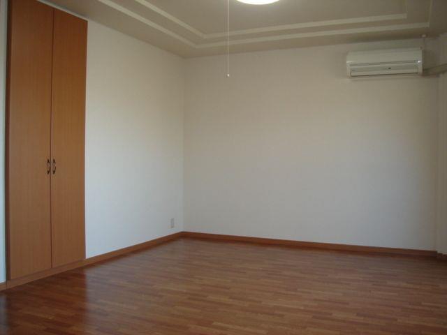 その他部屋・スペース　リビング(エアコン・照明)