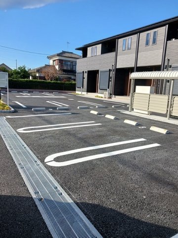 駐車場　車をお持ちの方に嬉しい駐車場付きの物件です