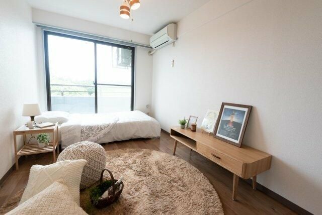 バルコニー　家具小物はイメージ