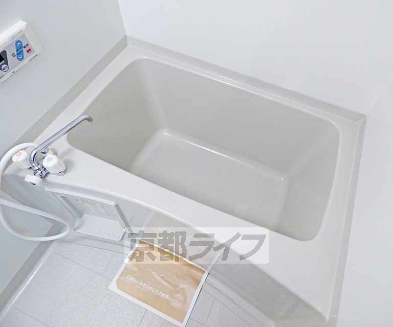 バス・シャワールーム　広いお風呂です。