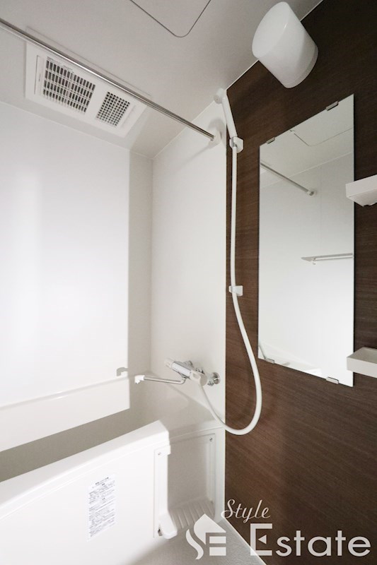 バス・シャワールーム　バスルーム