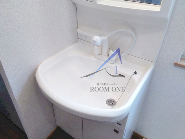 洗面設備　独立洗面台です。