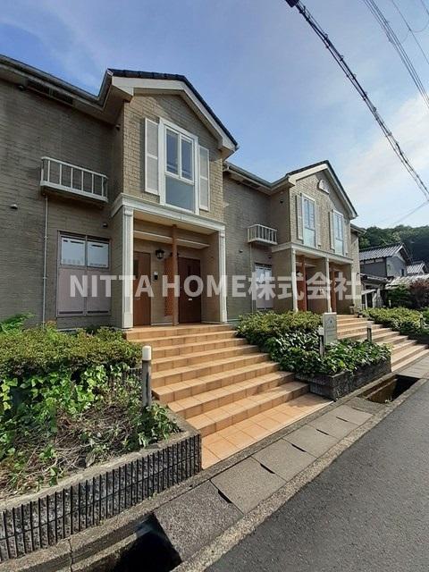 エントランス　清潔感のあるエントランスです◎