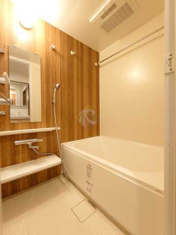 バス・シャワールーム　Ewalu