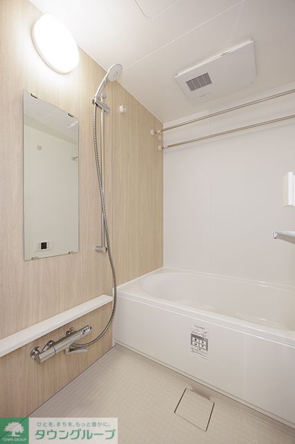 バス・シャワールーム　※写真は同タイプ住戸です。