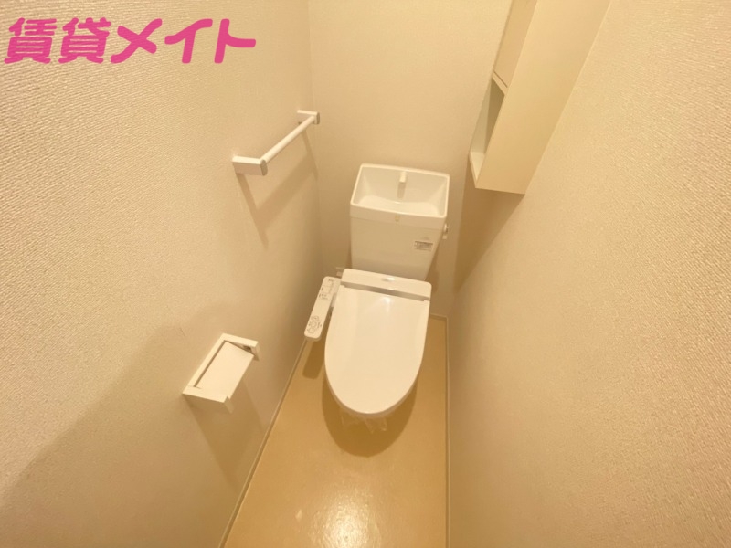 トイレ　同型参考写真