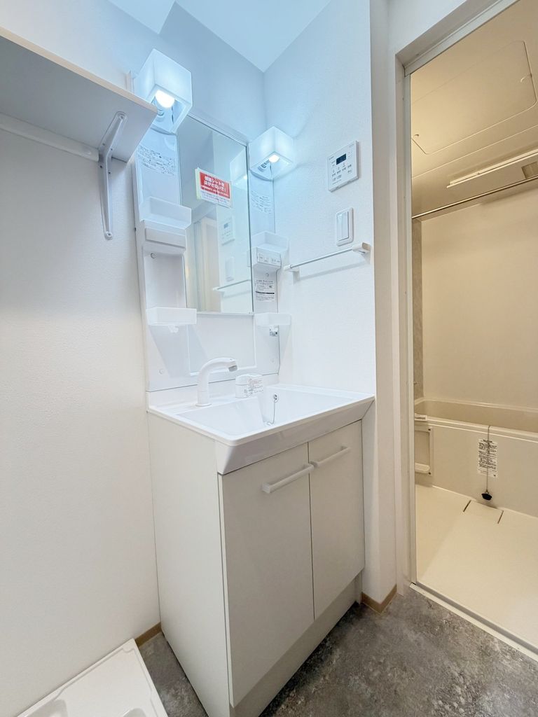 洗面設備　※建築中の写真です