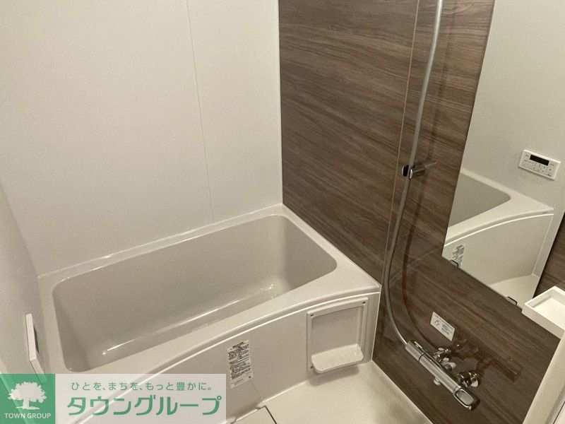 バス・シャワールーム　別部屋のお写真です。