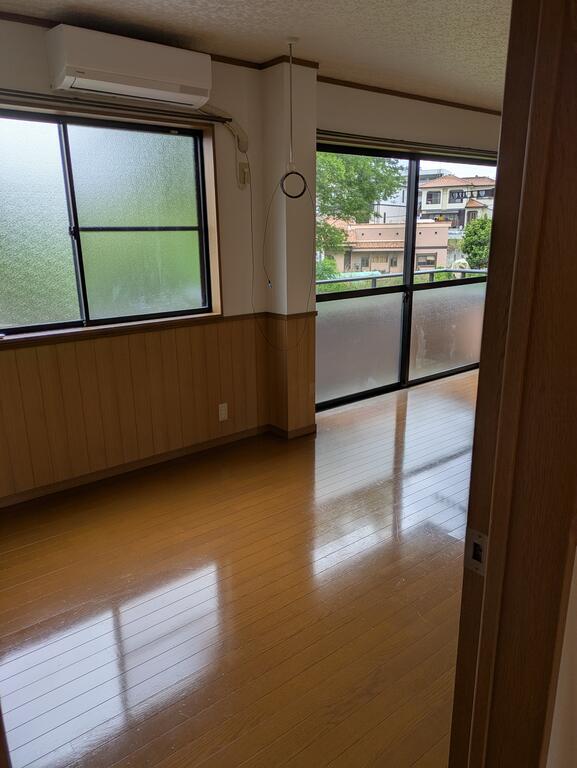 ベルバランセ大崎の居間写真
