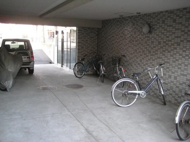 駐車場　★駐輪場★