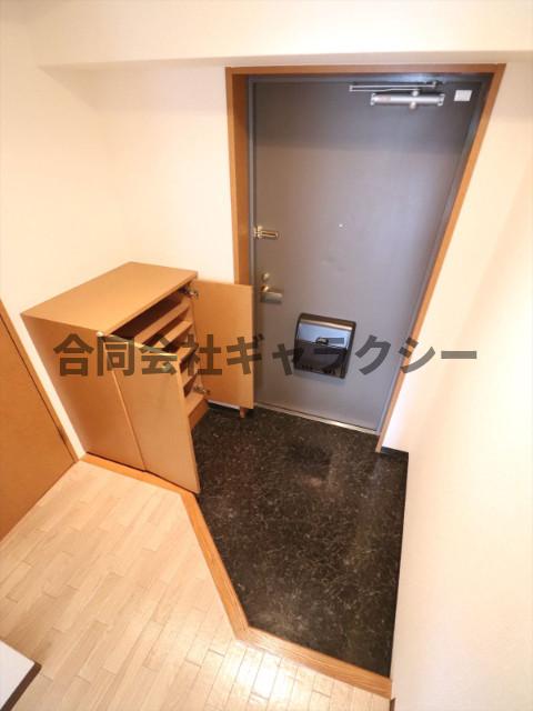 玄関　シューズボックス有