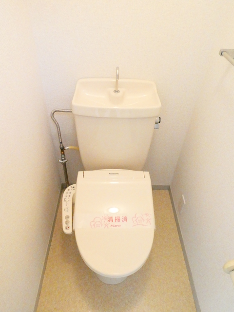 トイレ　洗浄機能付きトイレ