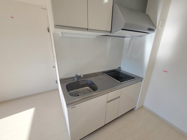 キッチン　※同タイプの写真となり、実際のお部屋とは異なる場合があります