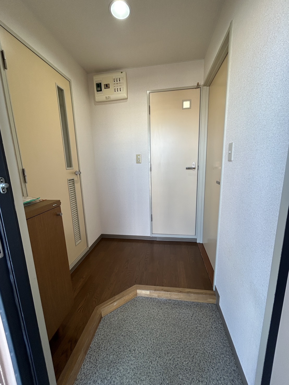 玄関　玄関ホールがあります。