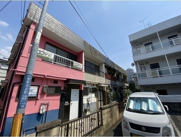 寝屋川市香里北之町テラスの建物外観