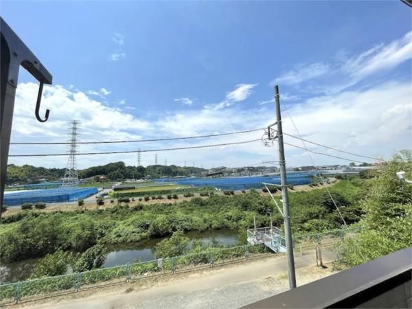 【横浜市都筑区川和町のアパートの眺望】