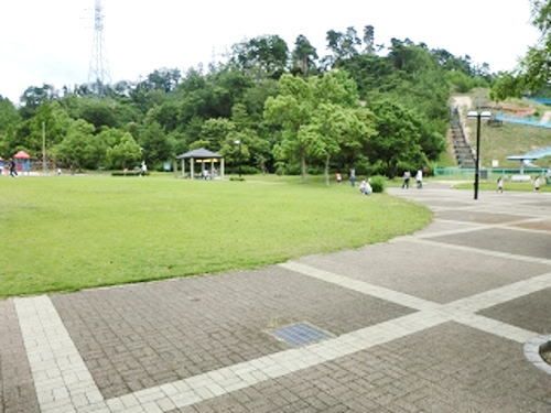 【敦賀市木崎のアパートの公園】