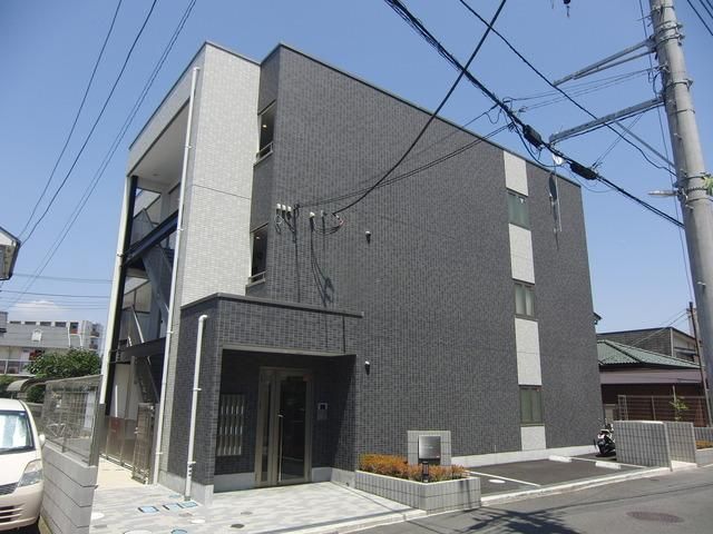 藤沢市辻堂神台のマンションの建物外観