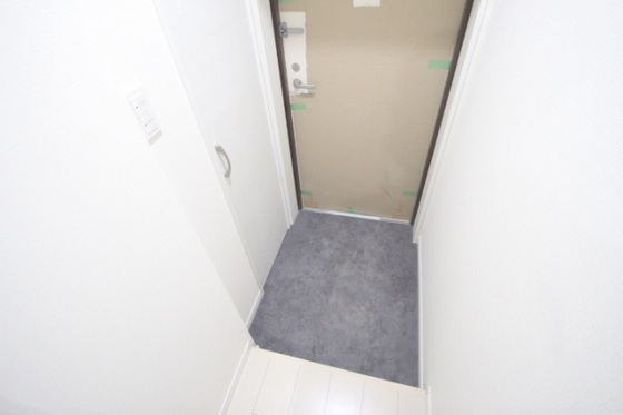 玄関　他号室のお写真です