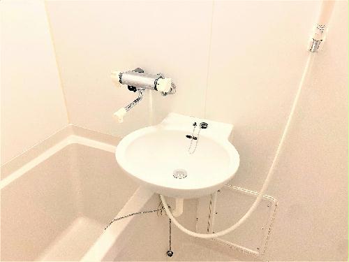 洗面設備　設備・使用は号室により異なる為、現況を優先致します。