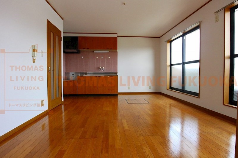 居室・リビング　リビング ※別号室参考写真