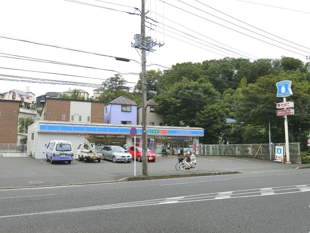 コンビニ　ローソン栄小菅ケ谷三丁目店（コンビニ）まで190m