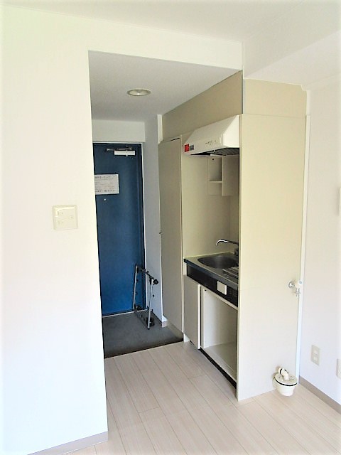 キッチン　同建物の別号室のお写真です。