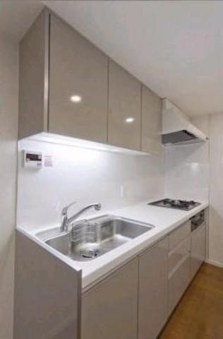 キッチン　※別部屋参考写真