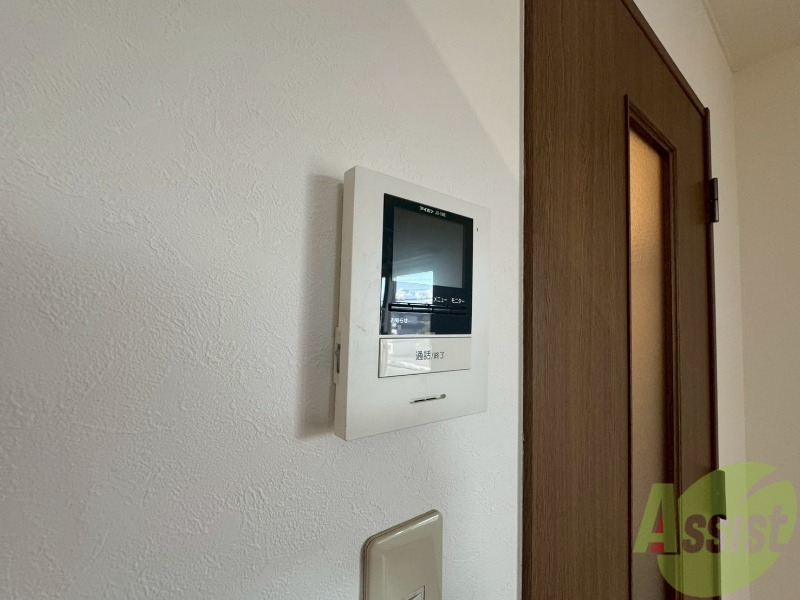 セキュリティ　ＴＶモニター付インターホンです。来客者の顔が見えるので安心！