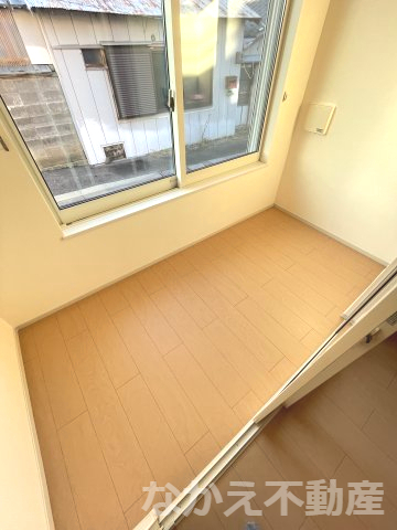 バルコニー　お洗濯にも便利なバルコニー付き