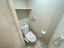 トイレ　トイレは嬉しいウォシュレット付きです。清潔を保ちましょう。