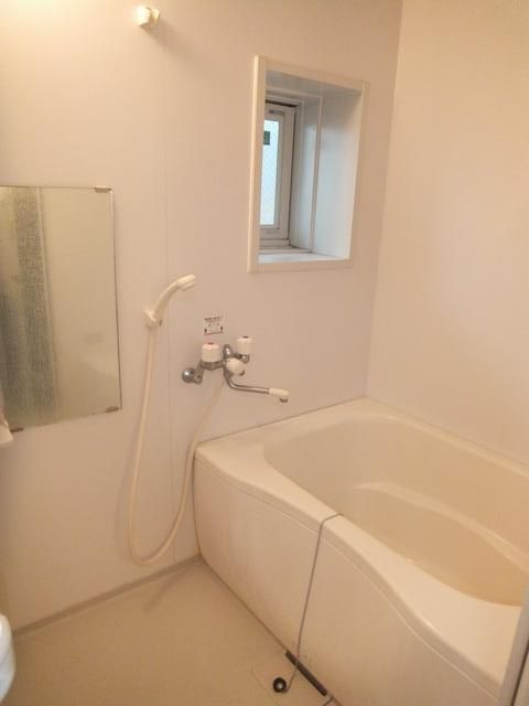 バス・シャワールーム　ゆっくりお風呂につかれるよ