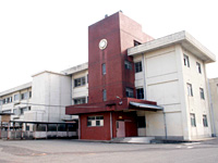 中学校　桂川町立桂川中学校（中学校）まで2328m