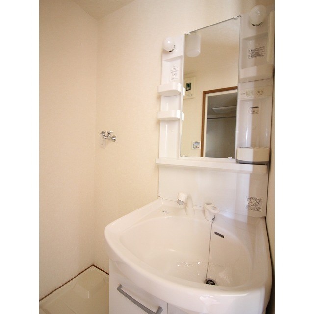 洗面設備　独立洗面台です。