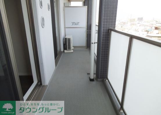 バルコニー　バルコニー