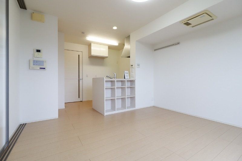 居室・リビング　図面と現状に相違がある場合には現状を優先