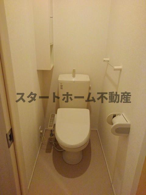 トイレ　コンパクトで使いやすいトイレです