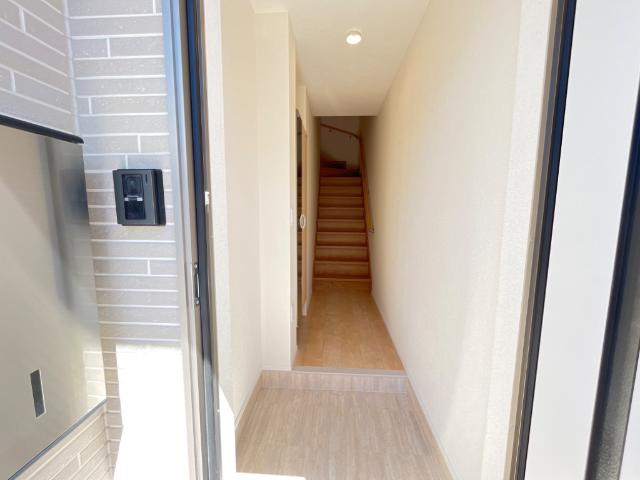 玄関　玄関（イメージ）