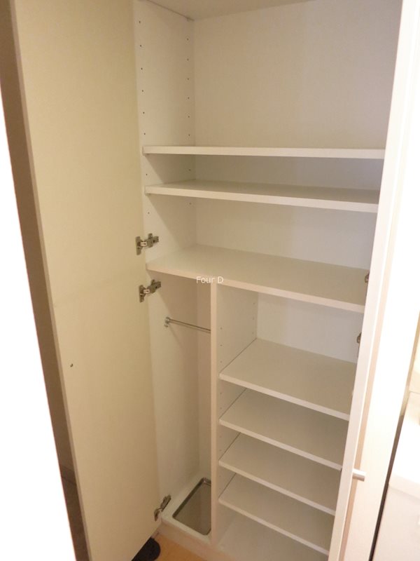 玄関　《見学予約受付中》設備充実マンション！