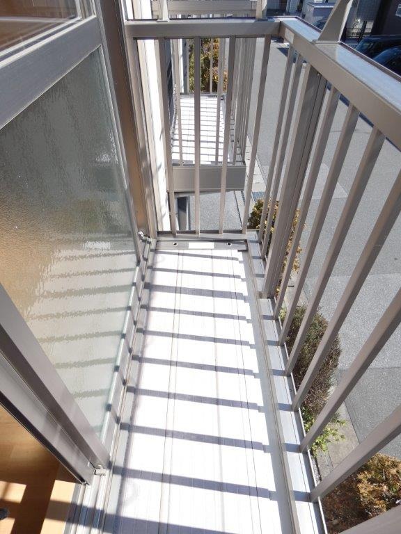 バルコニー　図面と現状に相違がある場合には現状を優先