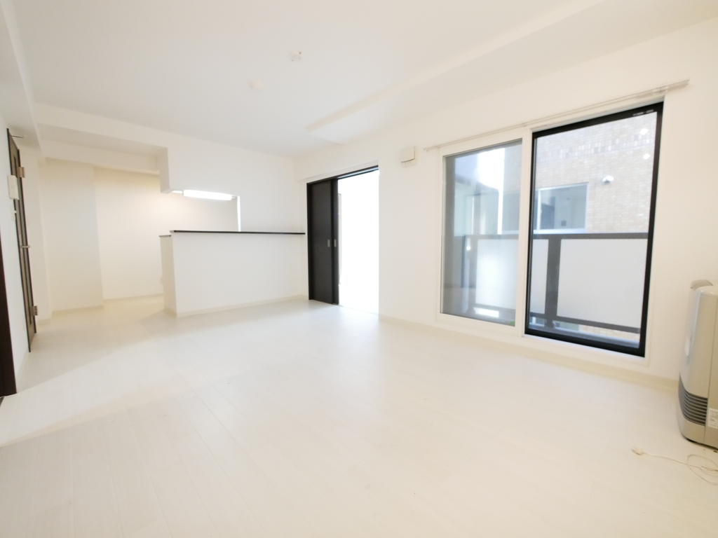 居室・リビング　★経済的な都市ガス！★人気のデザイナーズMS！★ネット無料！