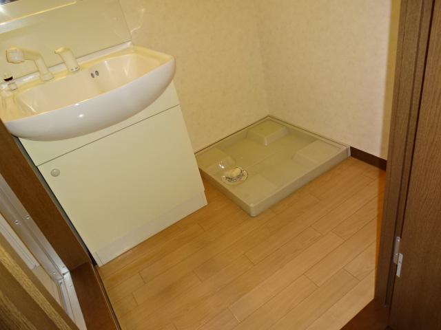 洗面設備　洗濯機置場