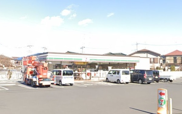 コンビニ　セブン-イレブン 春日部八丁目店（コンビニ）まで533m