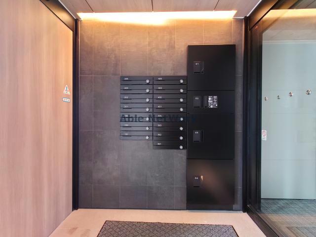 エントランス　エントランス部分