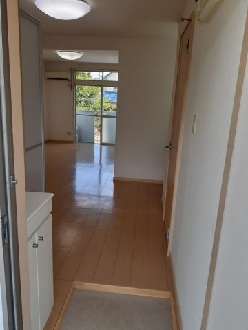 玄関　明るい玄関です